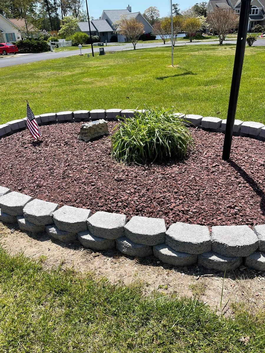 Mulch Installation for Alex’s Grass Care in Salisbury, MD