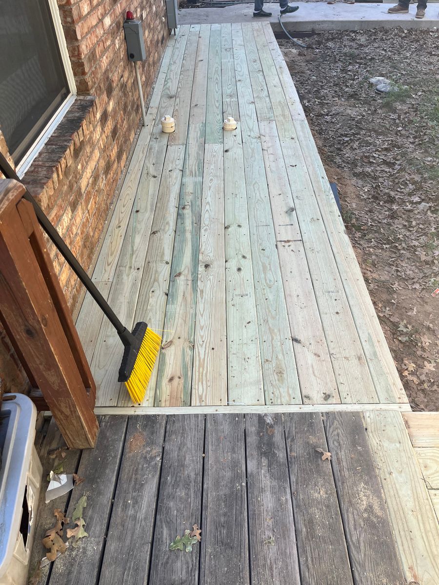 Wood Fencing for BAKER Carpentry in Joshua, TX