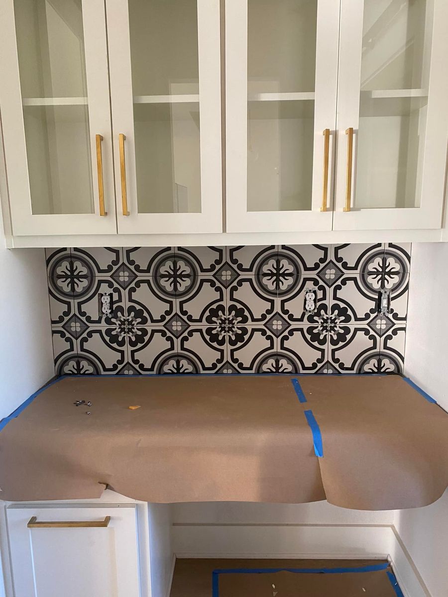 Kitchen Backsplash Installation for Harris Tile and Stone in Tyler, TX
