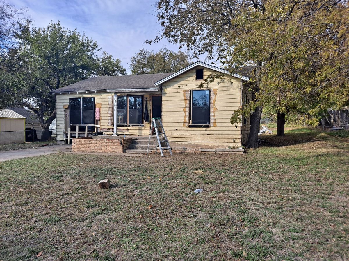 Roofing for McKay & Hands in Mineral Wells, TX