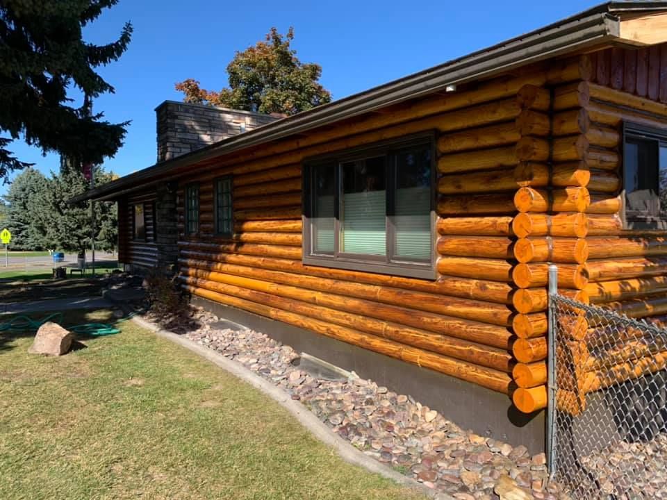 Staining for True Blue Logworks LLC in Corvallis, MT