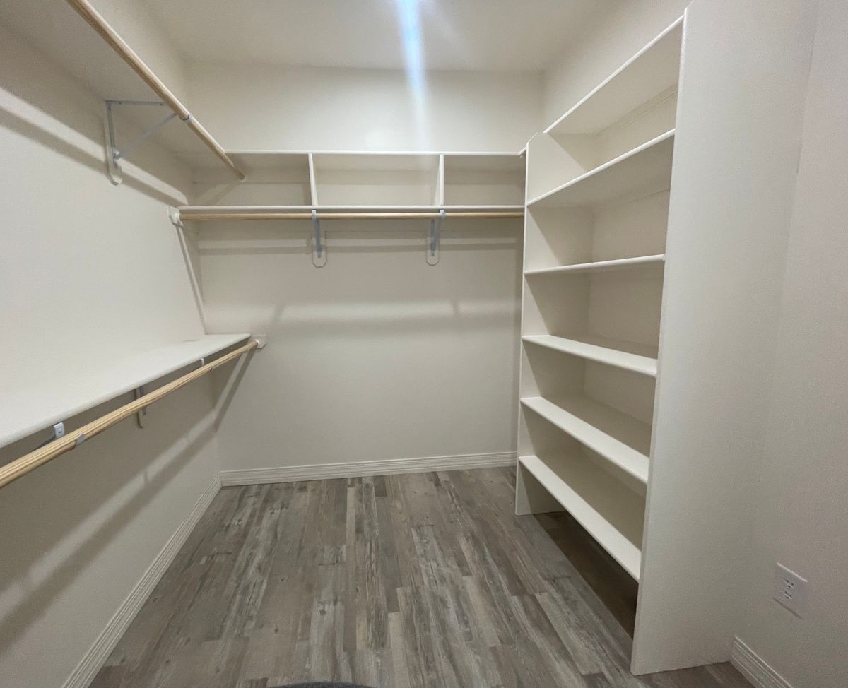 Closets for Elevated Kitchen N Bath in Fort Mohave, AZ