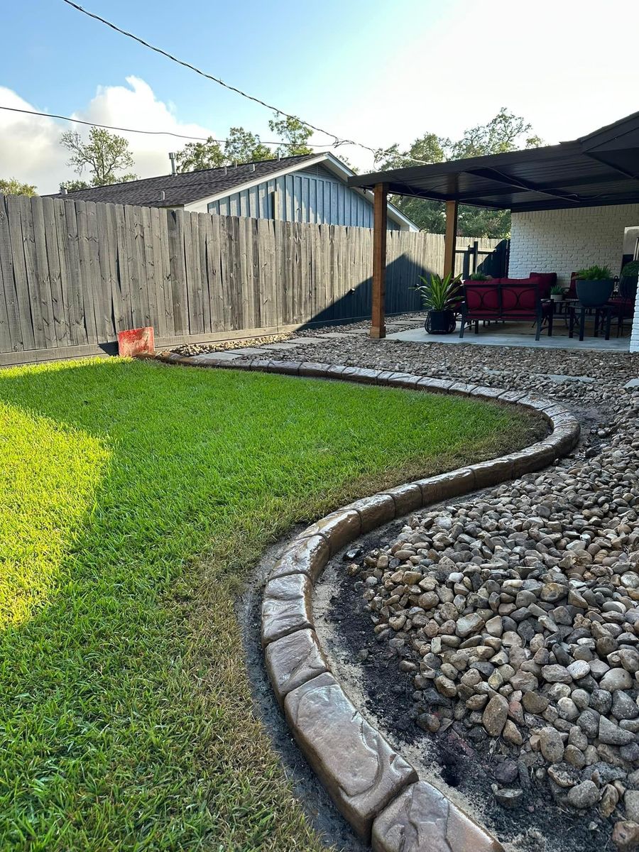Landscaping for Texas Curb N Borders in Houston, TX