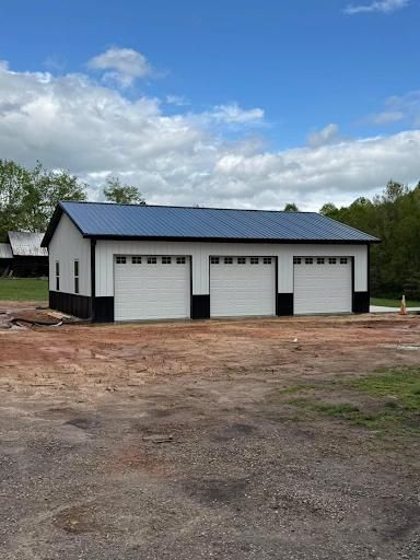 Pole Barn Construction for Ridgeline Construction in Hiddenite, NC