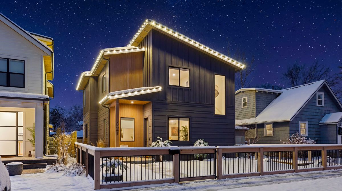 Christmas Lights for Swift Serve in Coeur d'Alene, ID