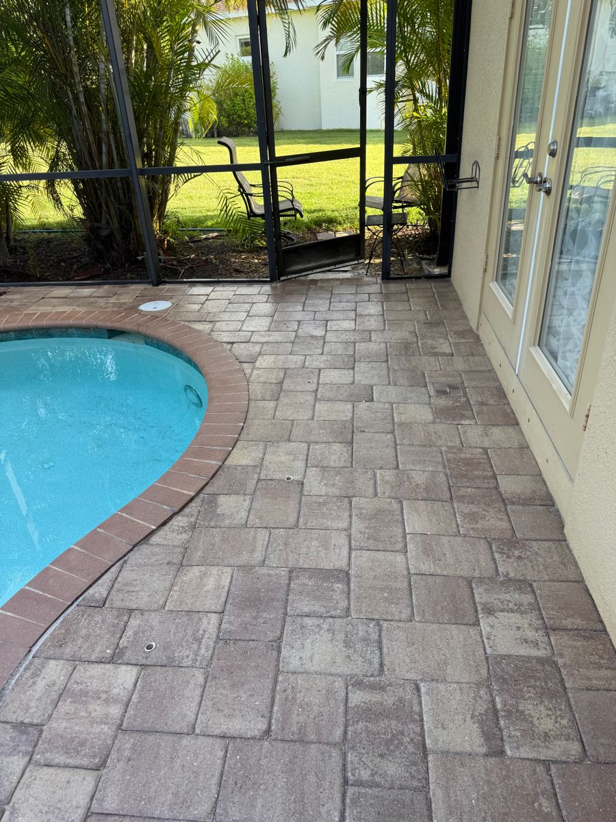 Paver Sealing for Paratrooper Pressure Washing in Bradenton, FL
