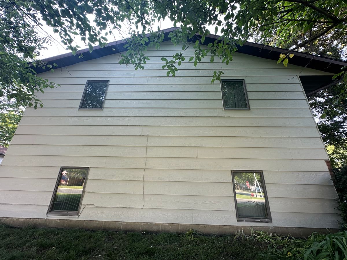 Exterior Painting for Kneeland Painting LLC in Rochester, MN