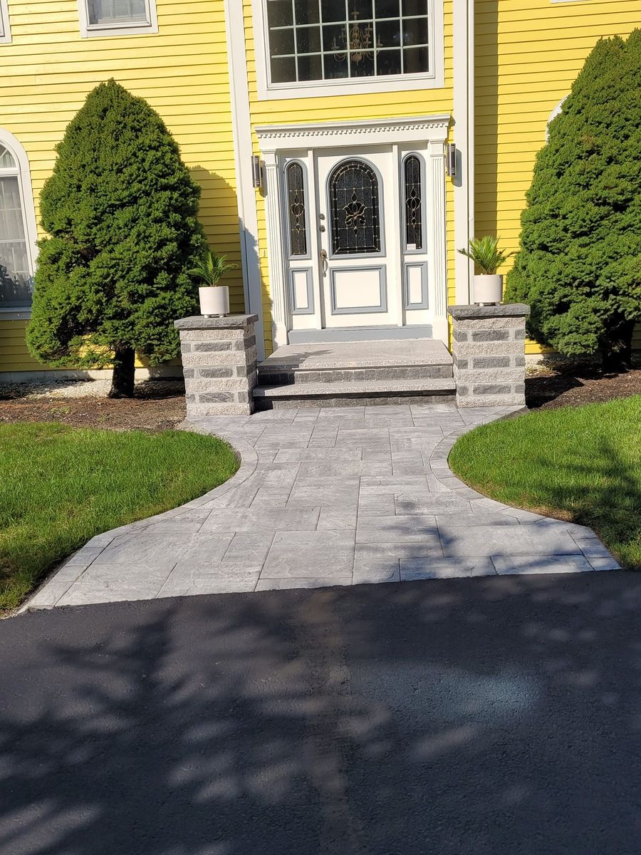 Paver Walkway for Reyky Landscaping & Masonry LLC in Providence,  RI