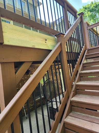 Deck & Fence Staining for Y N D Painting in Flowery Branch, GA