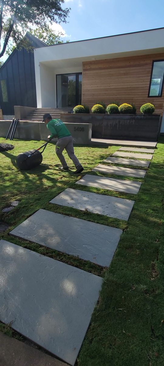 Landscape for Green Pastures Lawn Care in Bastrop, TX