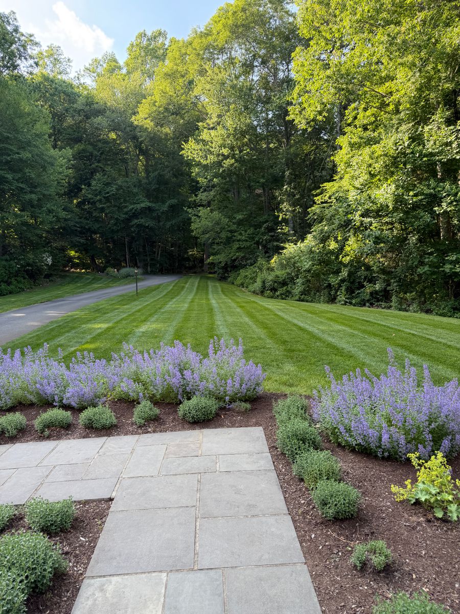 Mulch Bed Installation And Renovation for Emerald Exterior Property Management in Old Saybrook, CT