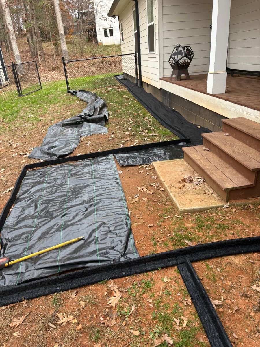 Mulch and Pinestraw Installation for Taylormade Lawn Management in Clarkesville, GA