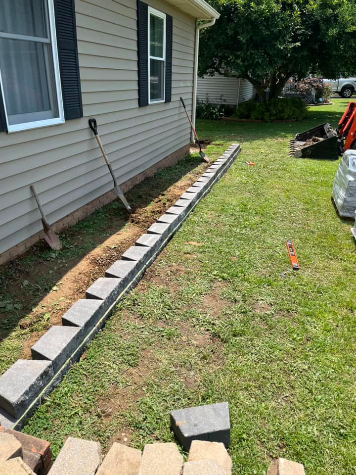 Retaining Wall Construction for Taylormade Land Service LLC in Hopkins County, KY