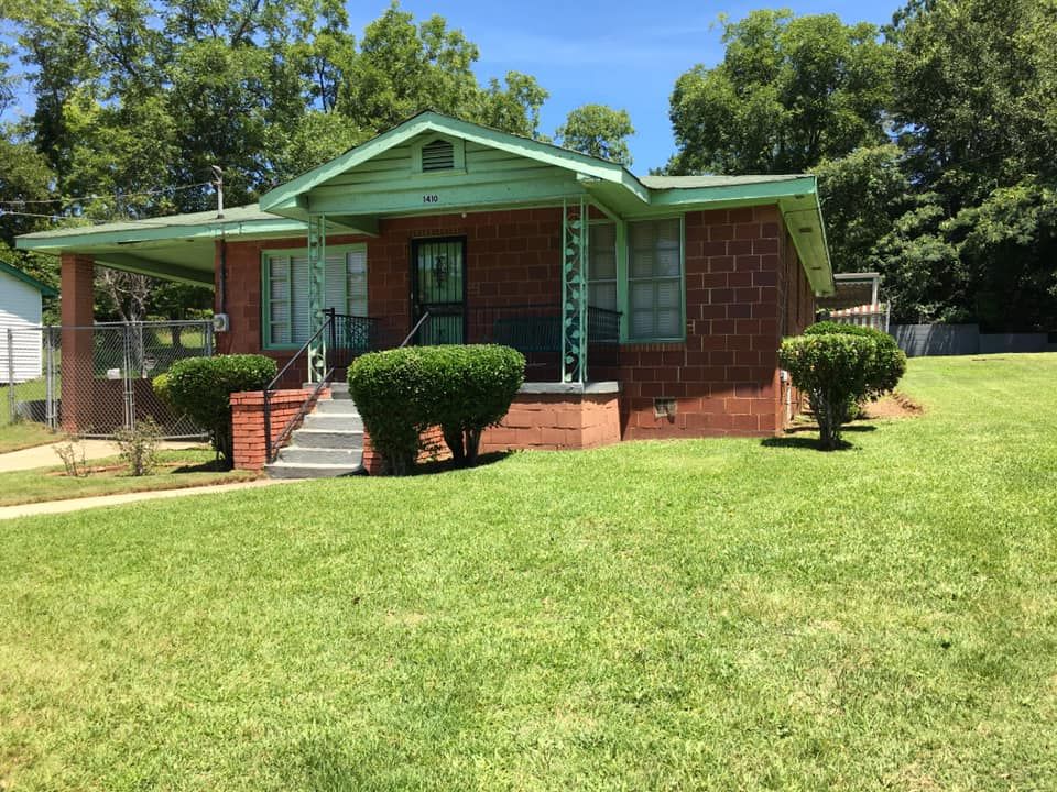 Shrub Trimming for Rodgers Lawn Care  in Columbus, GA