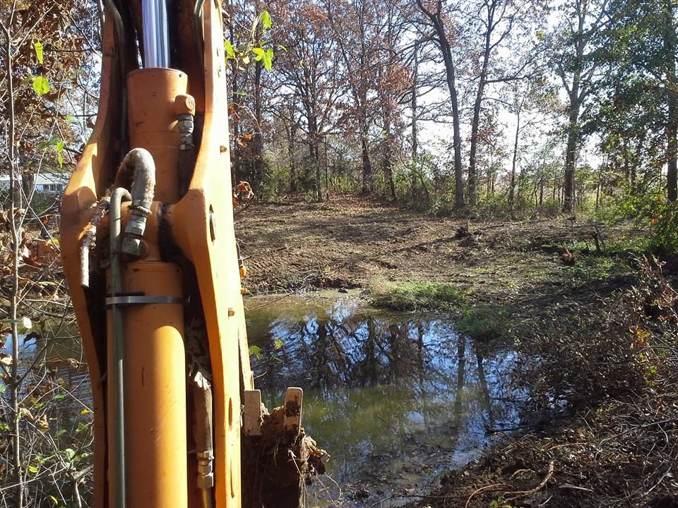 Ponds for BDS Trucking & Excavating in Litchfield, IL