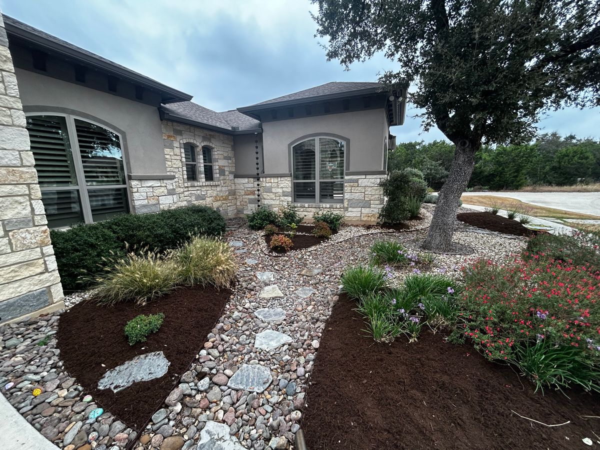 Flower Beds for Good and Green Landscaping in Canyon Lake, TX