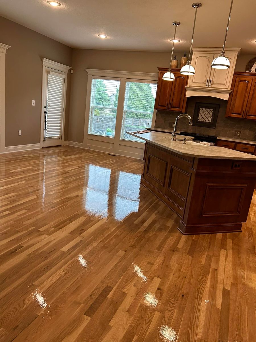 Laminate Flooring for Imperial Hardwood Floors in Olathe, KS