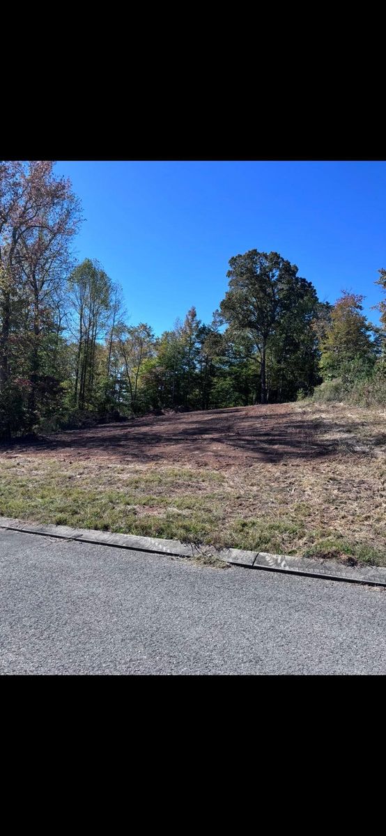 Land Grading for Leal’s Lawn Service in Dayton, TN