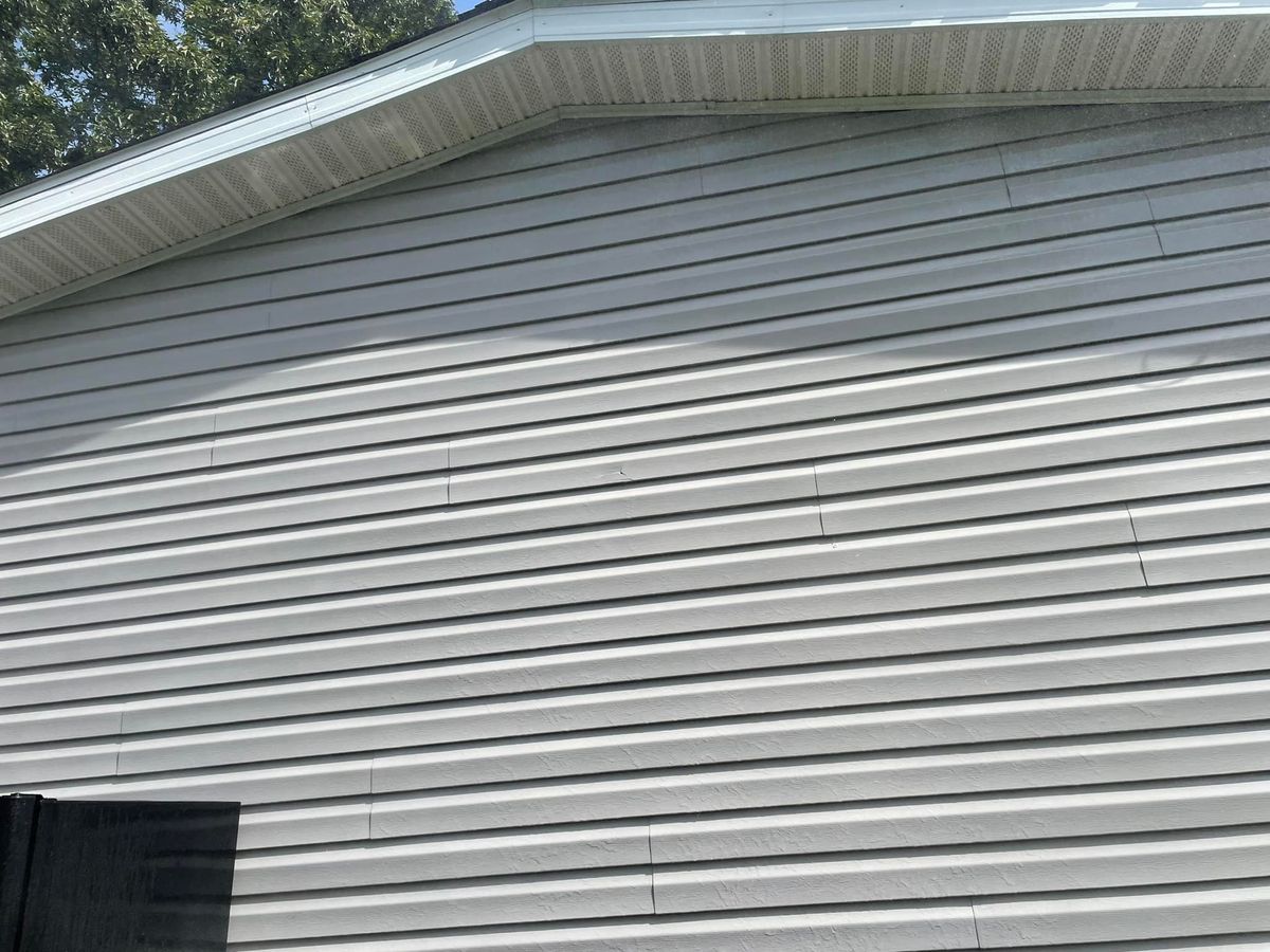 Home Softwash for MEAN KLEAN Pressure Washing in Knoxville, TN