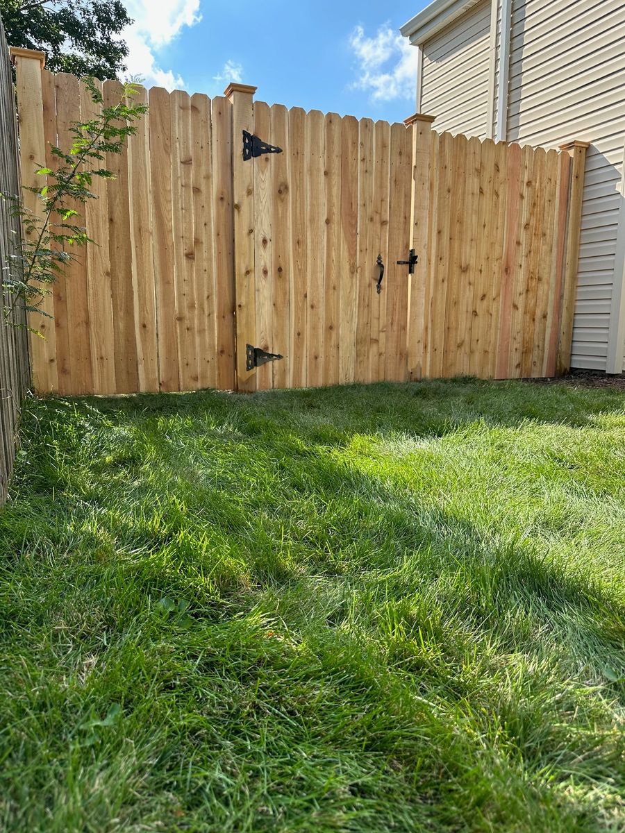 Fence Installation for Everlast Fence in Shorewood, IL