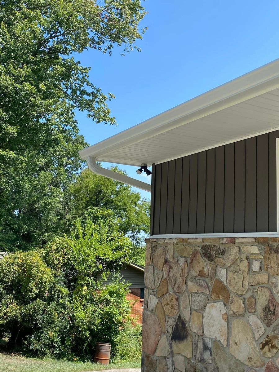 Soffit for Scenic City Seamless Gutters LLC in Chattanooga, Tennessee