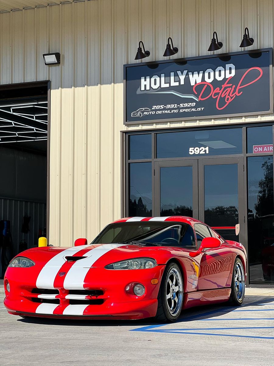 Paint Restoration for Hollywood Detail in Northport , AL