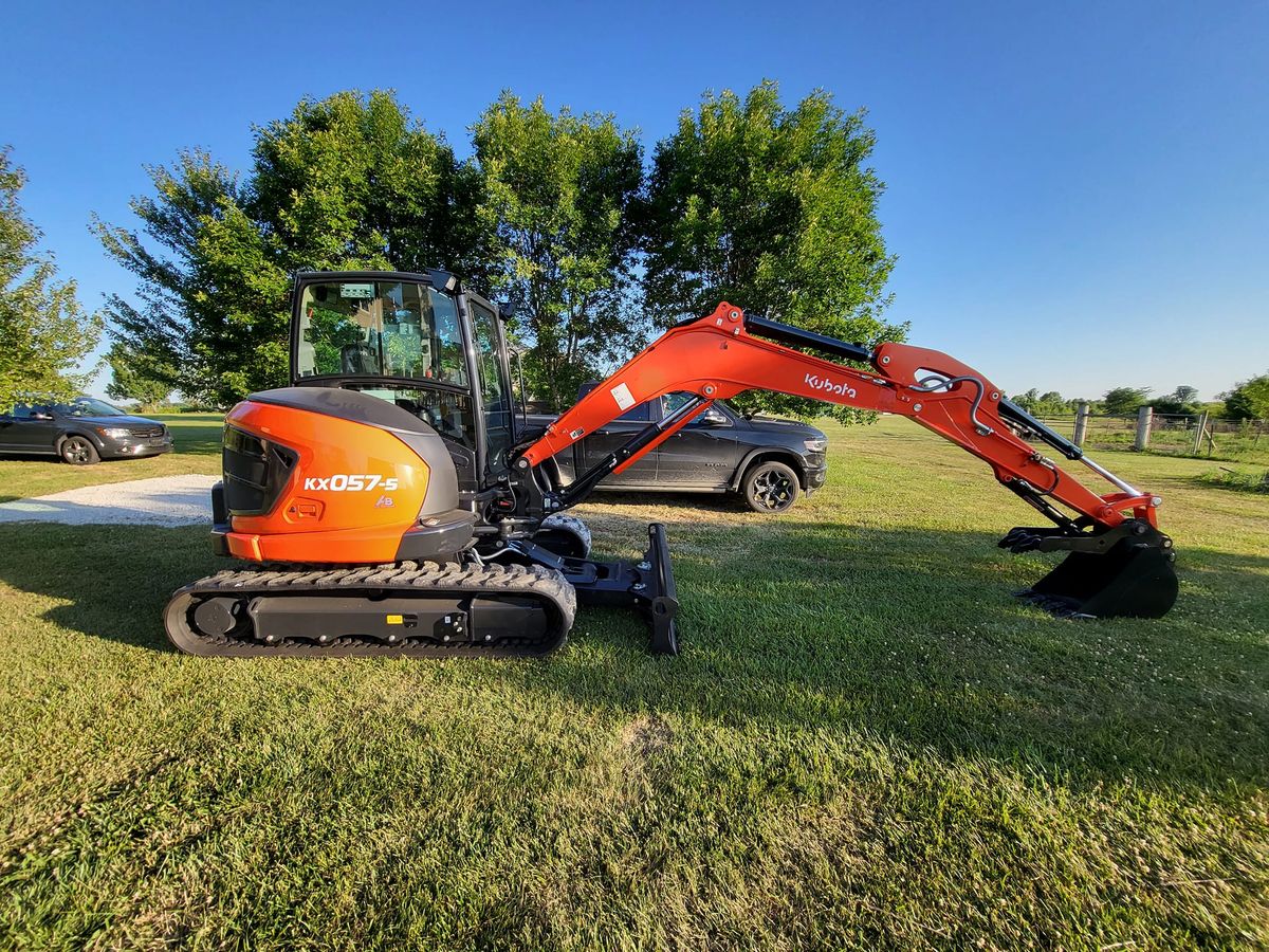 Trenching for Kelly’s Excavating and Dirt Work in Kansas City,, MO