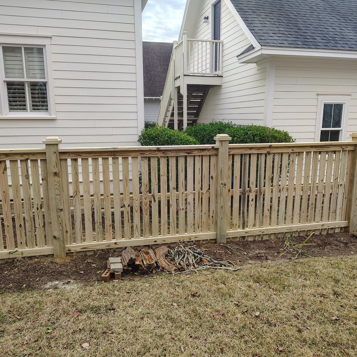 Fence Repair for JB Nealy Fence in Elgin, SC