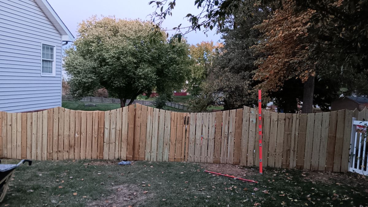 Fencing for Dead Tree General Contracting in Carbondale, Illinois