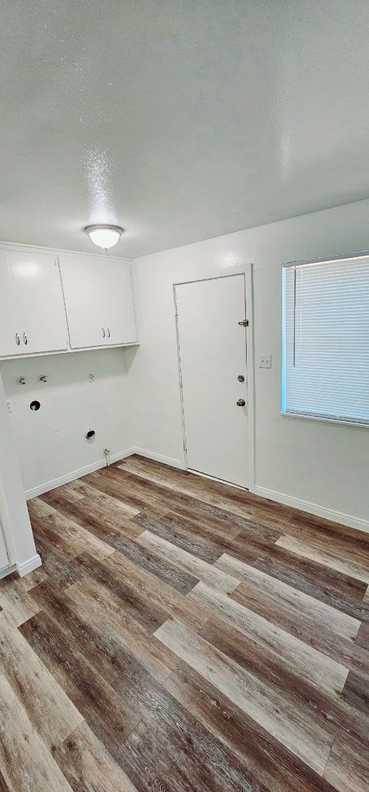 Flooring for AW Handy Services LLC  in Ridgecrest, CA