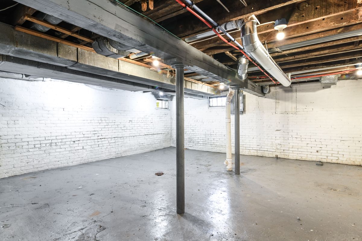 General Contractor for Denson Construction Services in Detroit, MI