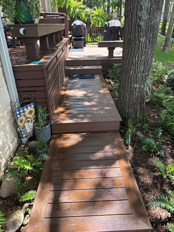 Deck Construction for Moore Lake Living LLC in Leesburg, TX
