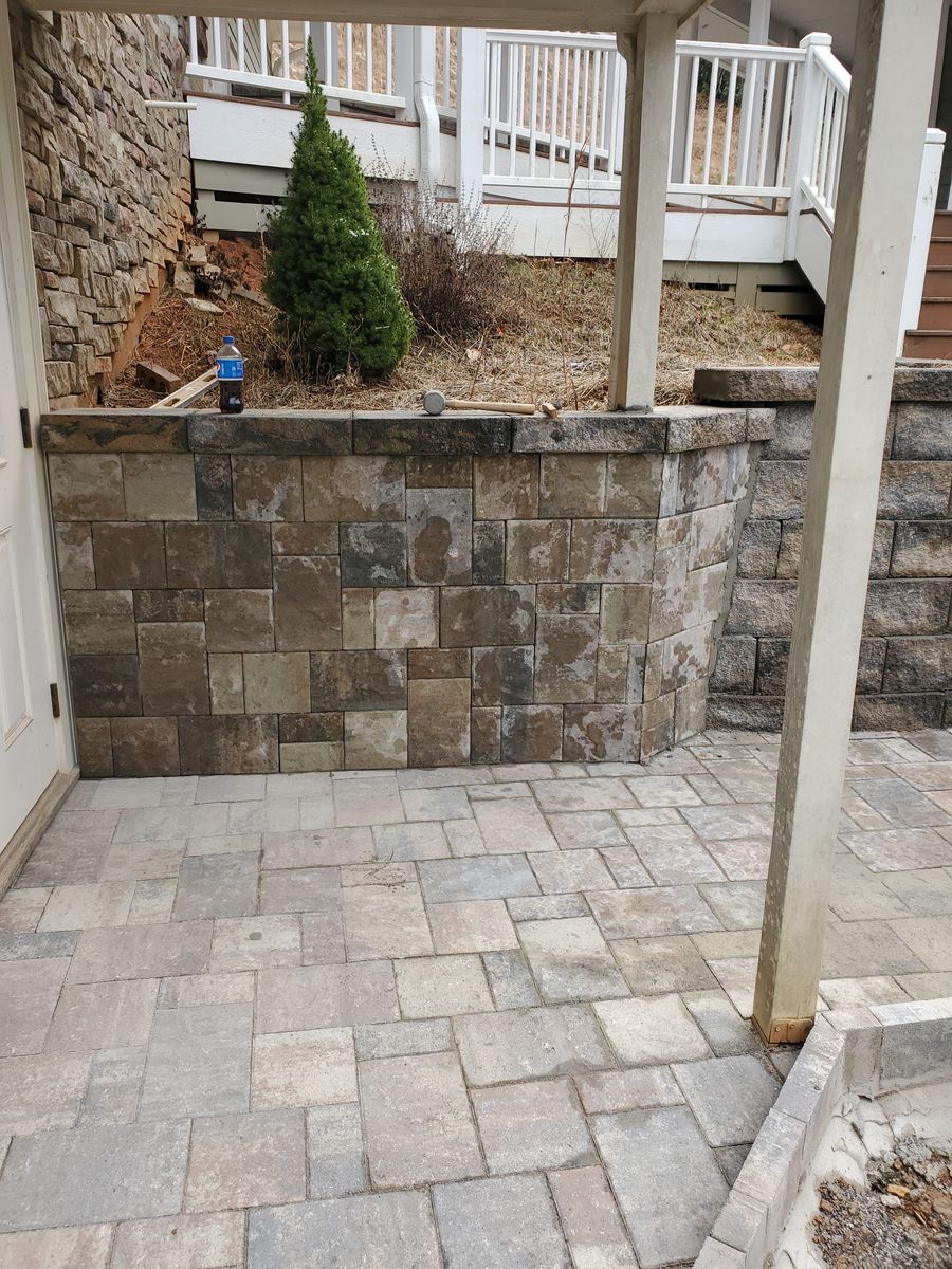 Patios & Retaining Walls for HC Construction & Grading in Clayton, GA