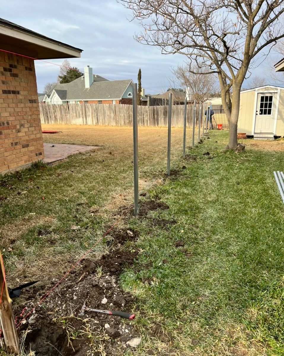 Fencing for Bookout Contract Services in Saginaw, TX