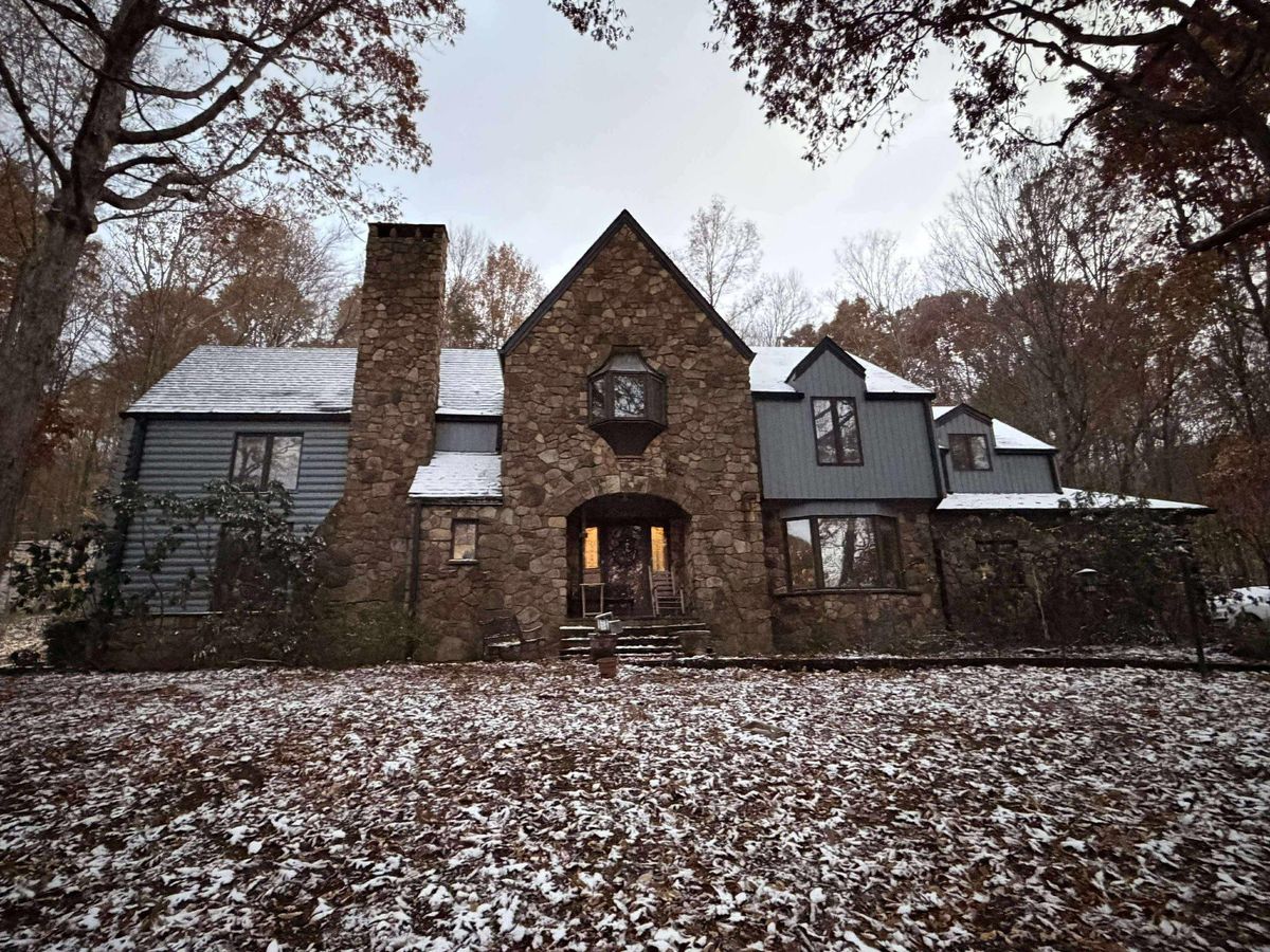 Shingle Roofing systems for KY Gutter Pro & Specialty Roofing Systems in Monticello, KY