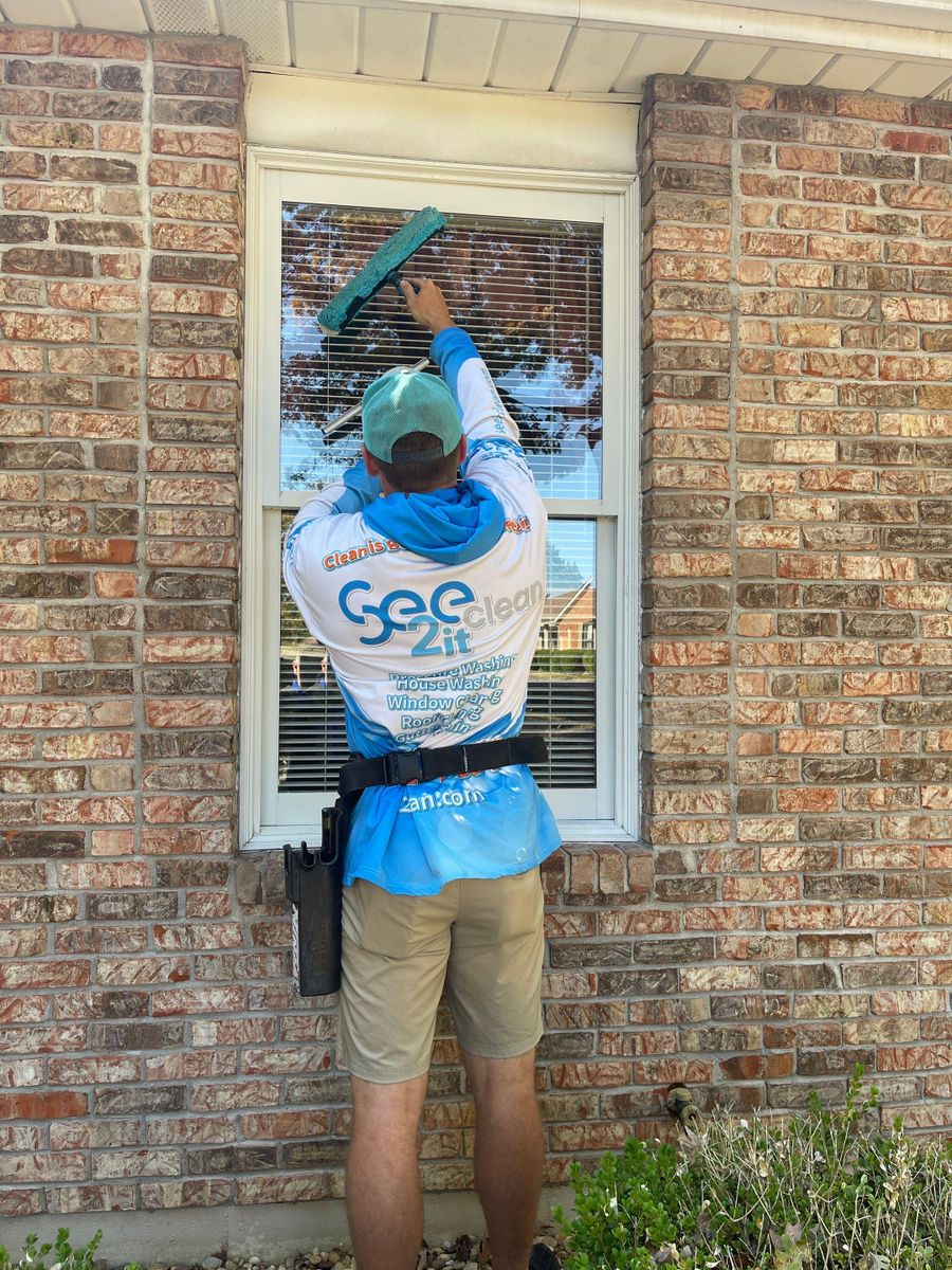 Commercial Window Cleaning for See2it Clean in St Louis, MO