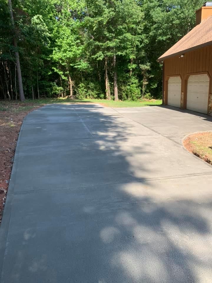 Sidewalk Installation for Compadres Concrete in Griffin, GA