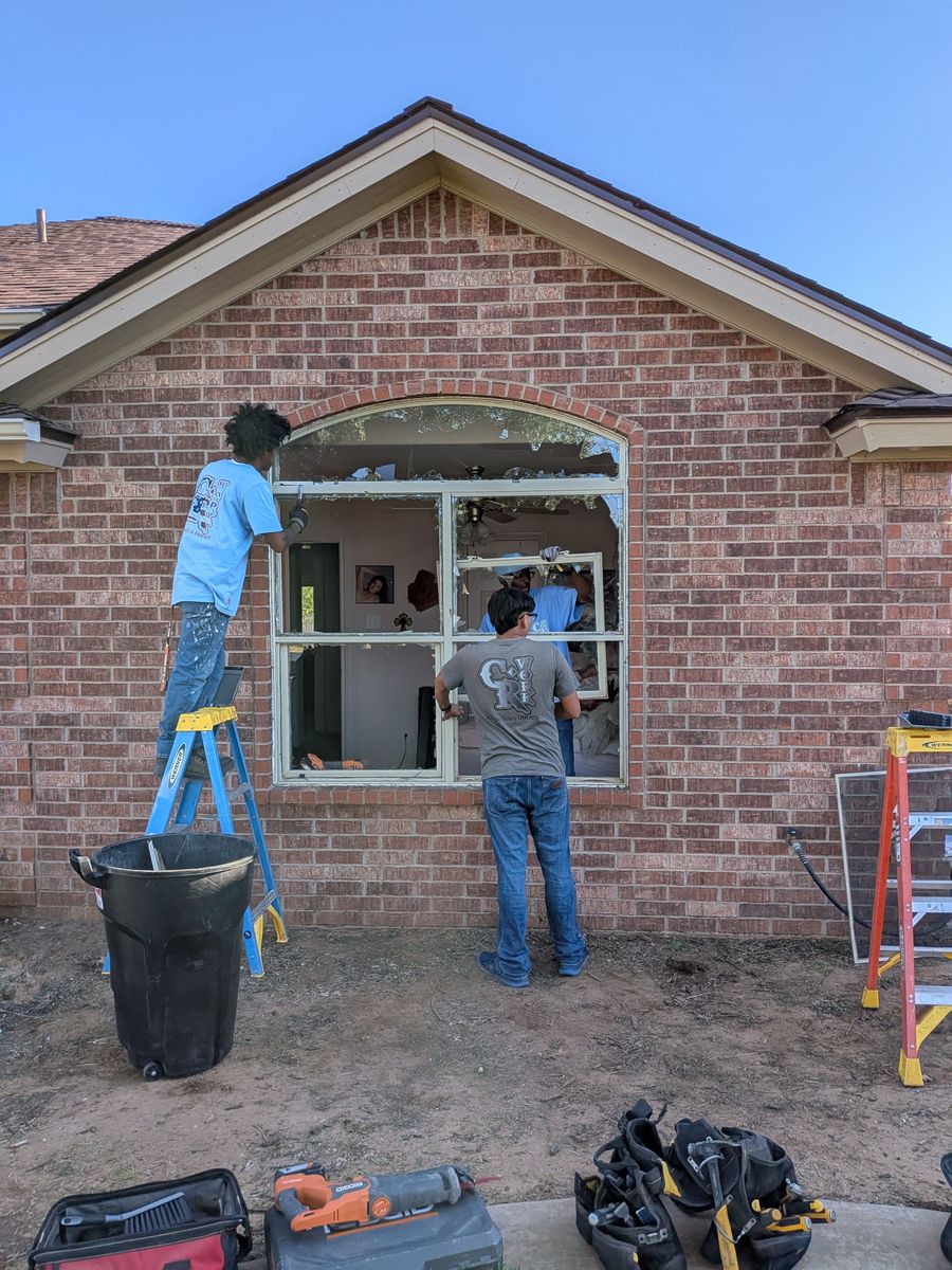 Window Installation for CR Work Window and Door Services LLC in Lubbock, TX