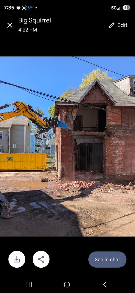 Hammer service for MJS Excavating in Hardwick, MA