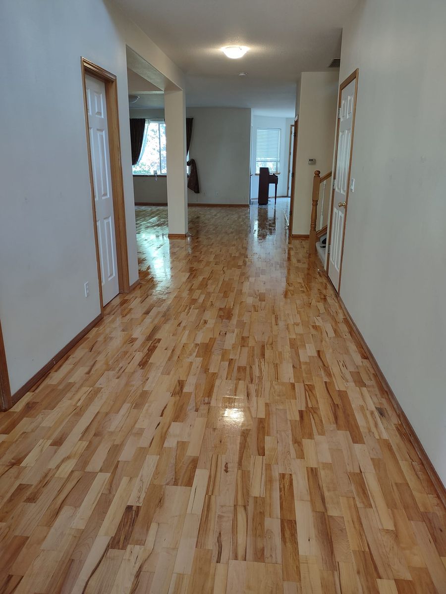 Refinishing for Smithe Hardwood Flooring  in Sandy, OR