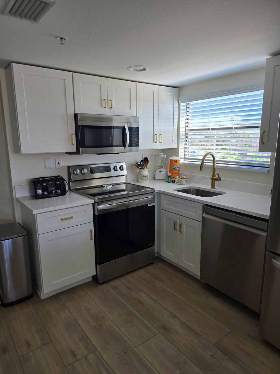 Flooring for SKP Services in St. Petersburg, FL