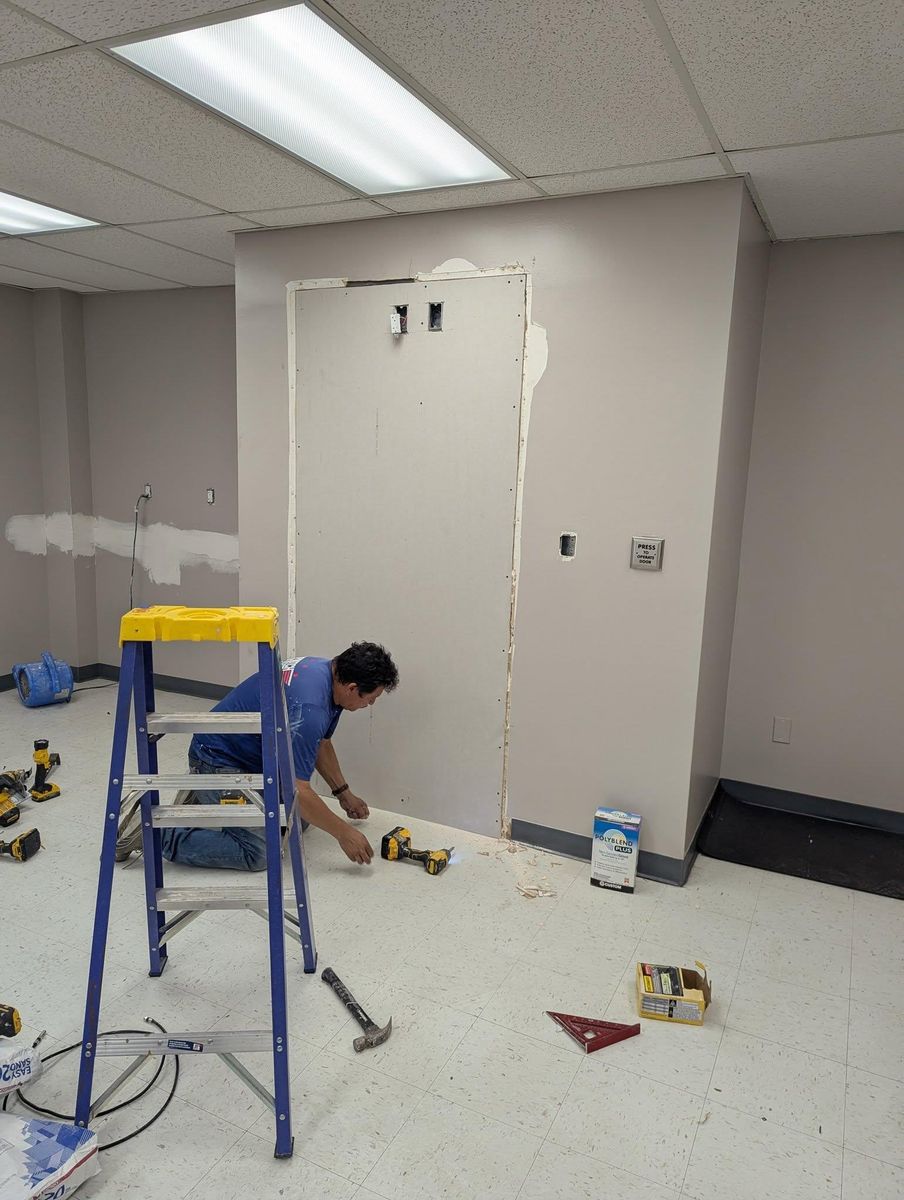 Carpentry for TopNotch Painting Solutions LLC in McAllen, TX