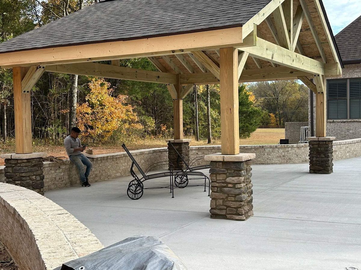 Outdoor Shelters for Mike Feagin Construction in Lewisburg, TN