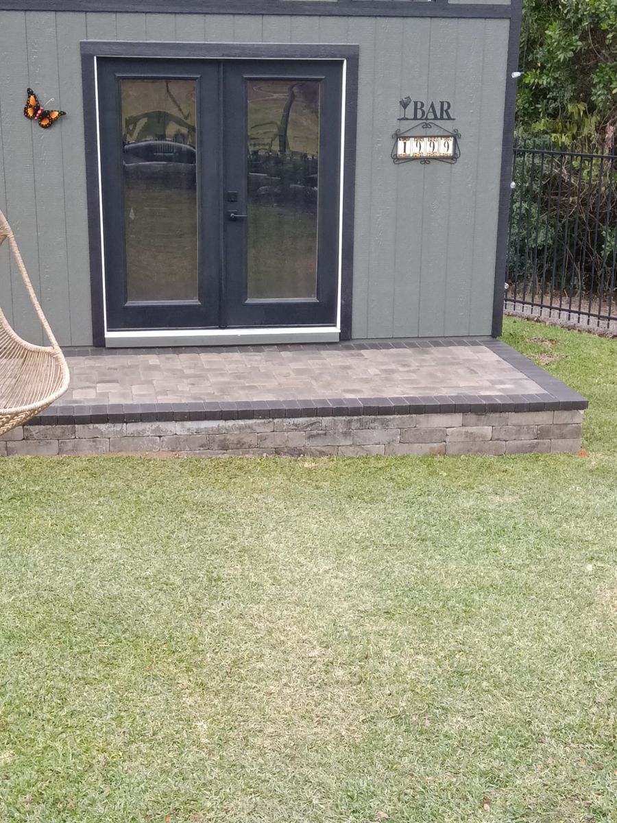 Hardscaping for Atlas Land Design in Creekside Park, TX