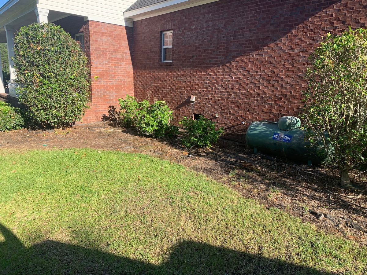 Mulching for Miracle Works Landscaping in Albany, GA