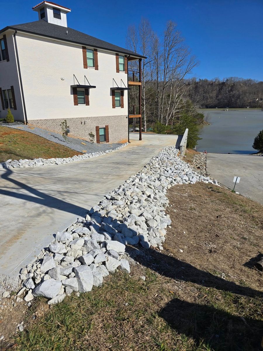 Gravel work for Williams Lawn & Land in Sharps Chapel, TN