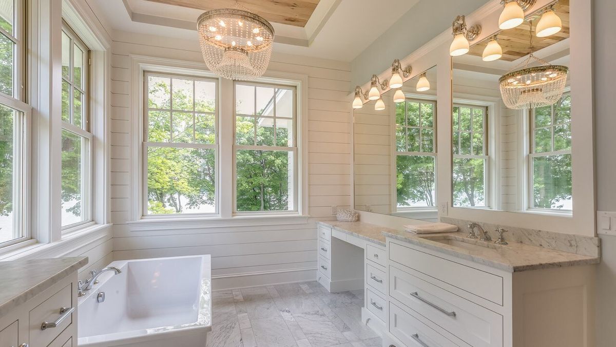 Bathroom Remodeling for Top Pro Construction in Chicago, IL