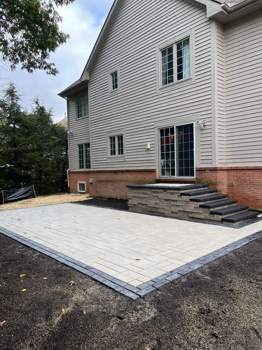 Landscape & Hardscape Design for Sunstone Construction in Oakland County, MI