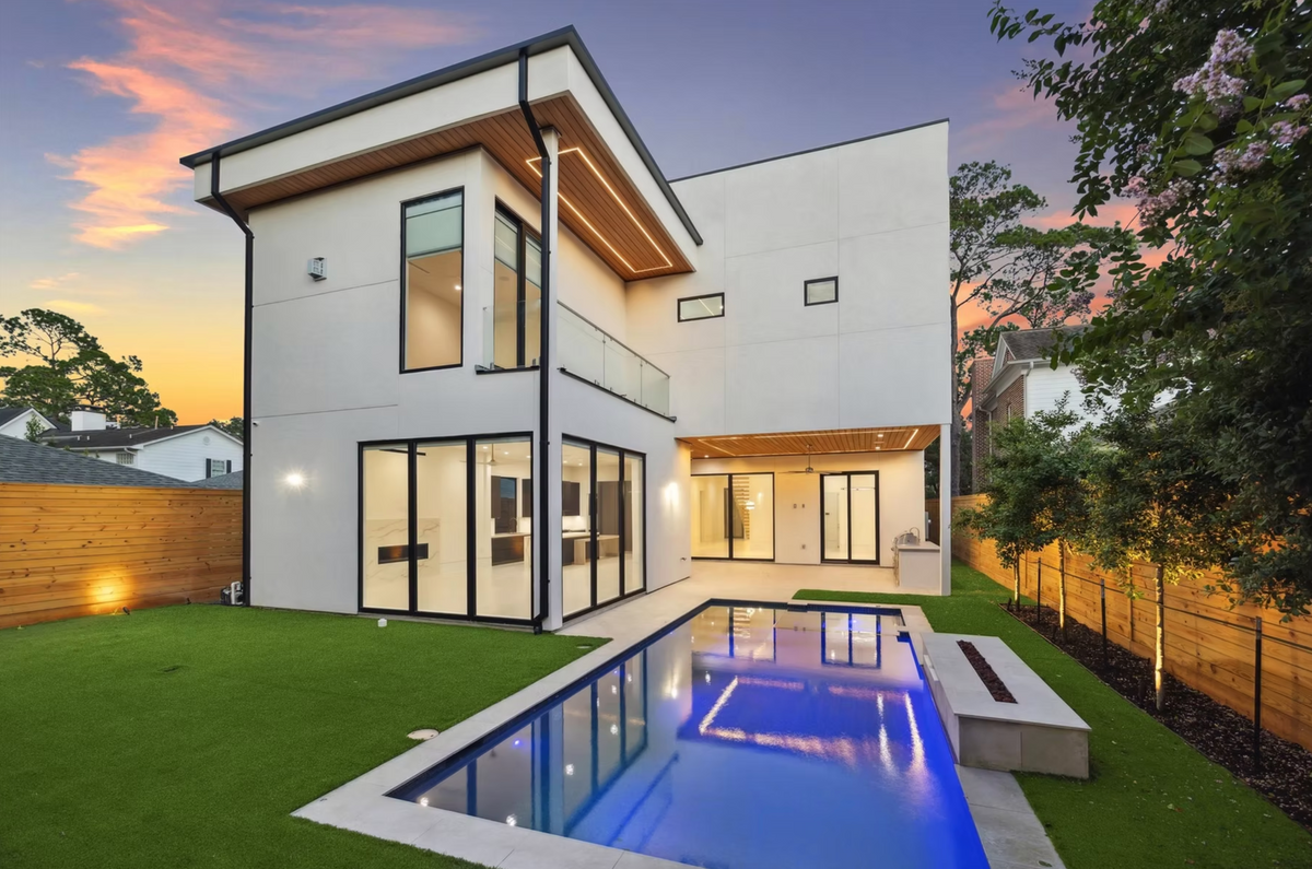 Exterior Painting & Pressure Washing for Texas Estate Construction in West University Place, TX