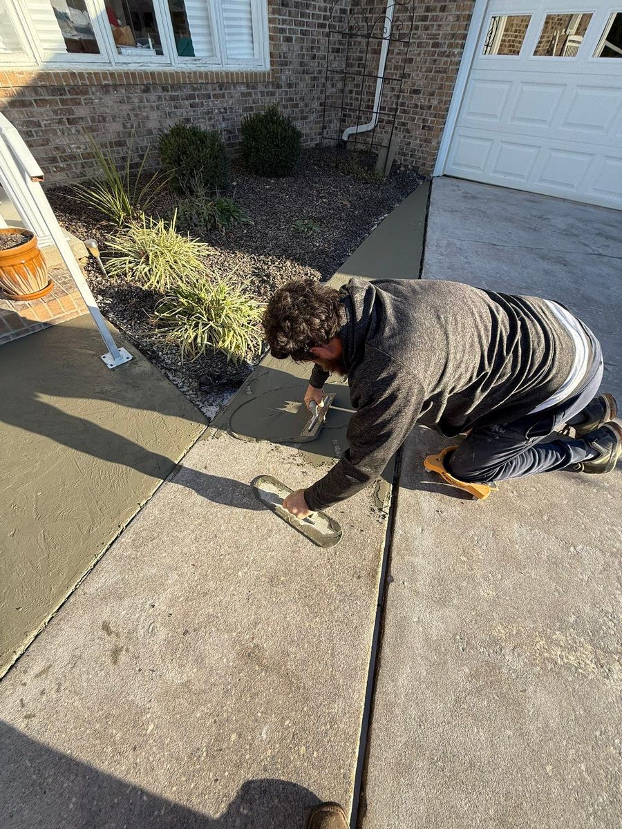 Driveways & Sidewalks for Whitfield Concrete Construction in Solsberry, IN